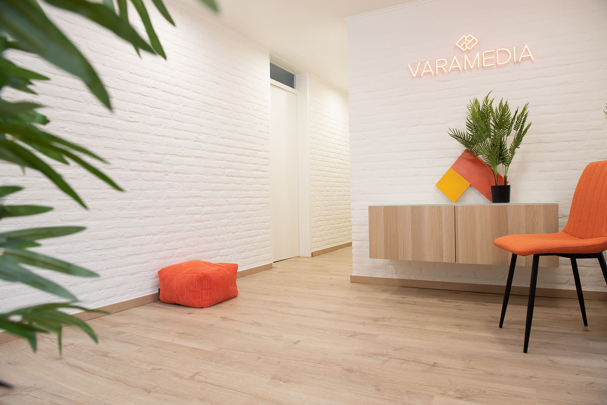 inkom banner Varamedia