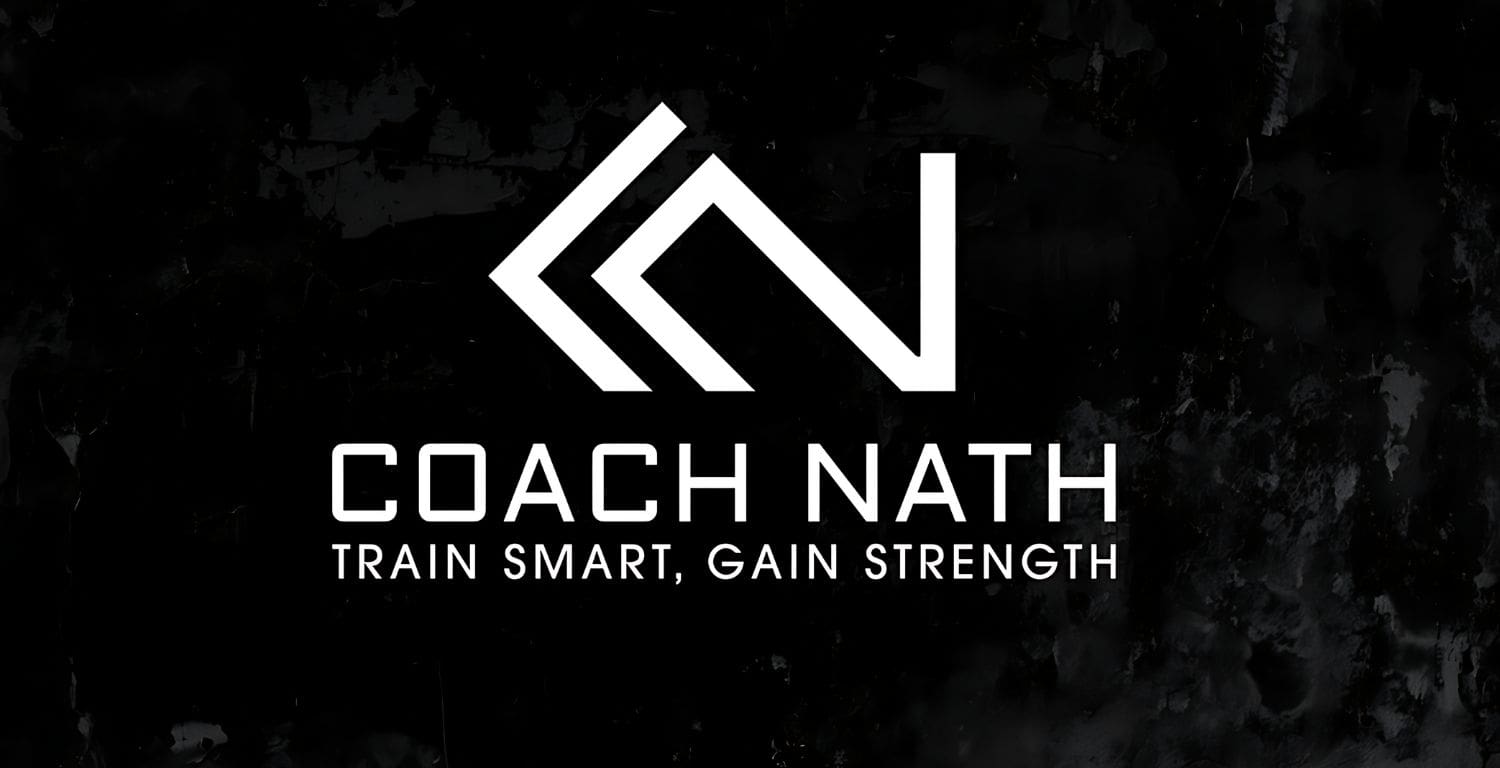Logo van Coach Nath met slogan Train Smart, Gain Strength